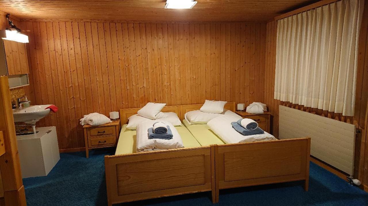 Gasthof Surselva Breíl Kültér fotó