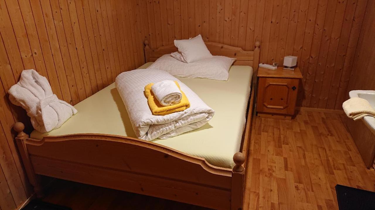 Gasthof Surselva Breíl Kültér fotó