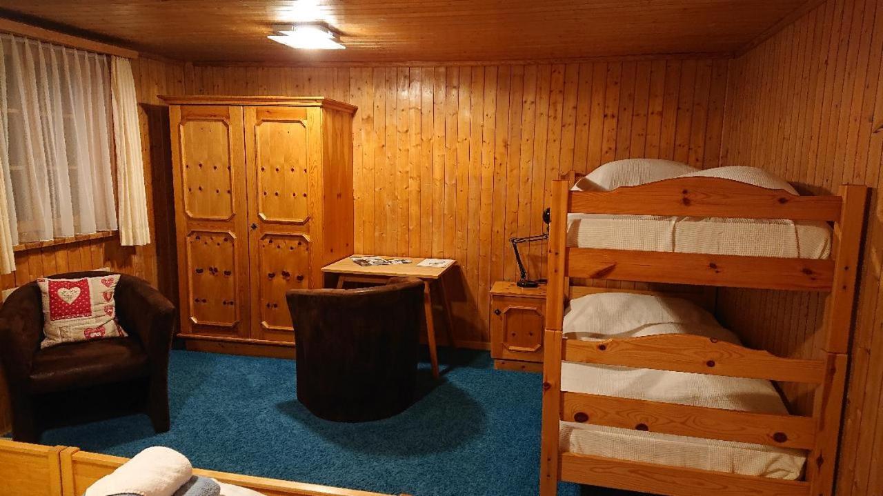 Gasthof Surselva Breíl Kültér fotó